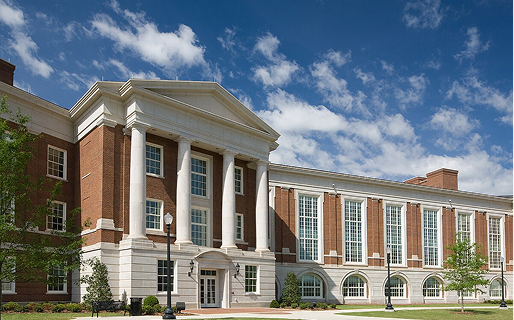 Understanding the Benefits of Studying an Internationally Recognised Program